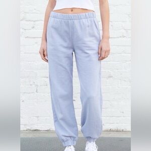 Brandy Melville Rosa Sweatpants in lavender